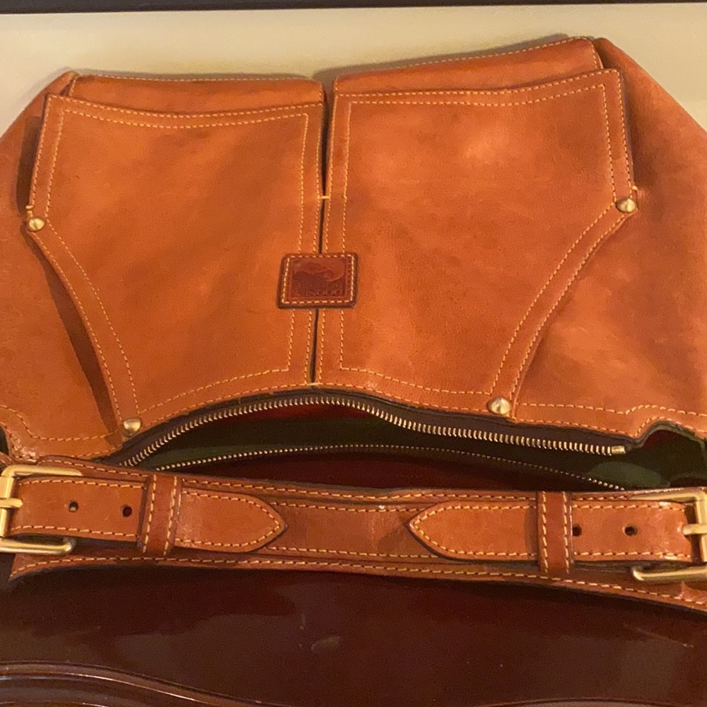 Dooney & Bourke leather purse - Picture 8 of 9